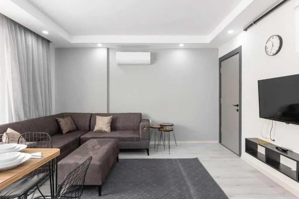 Image of 3-Şehir Merkezinde Büyük Daire 3 Yatak Odası