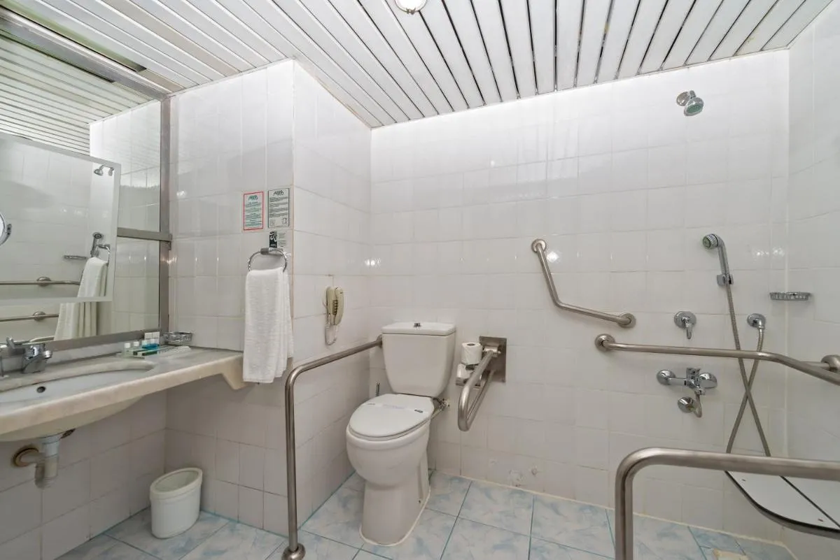 Image 2 of Adonis Hotel