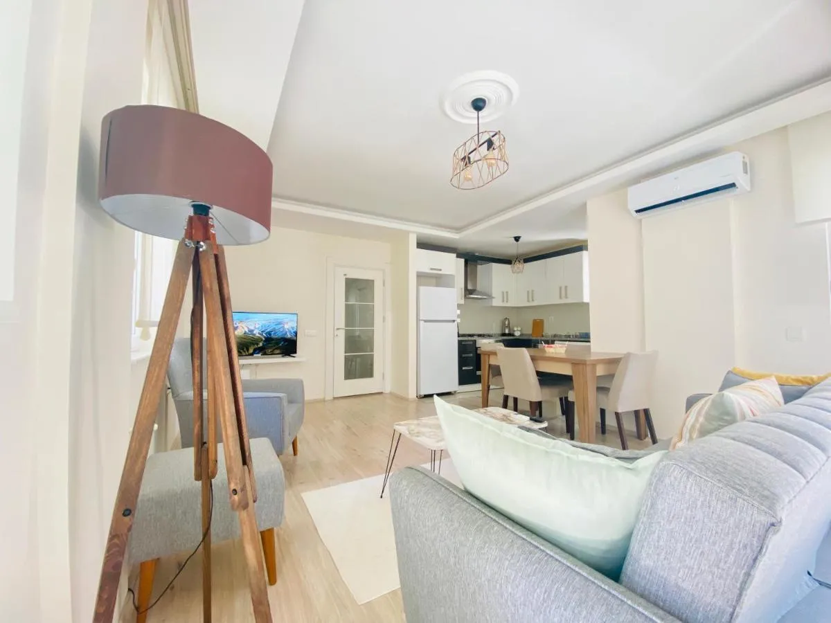 Image 2 of Aether Flats No3,Old Town,Beach,Central,Netflix