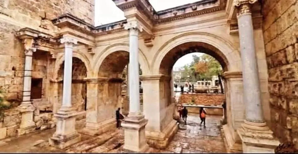 Image of Antalya kaleiçi merkez muhteşem teras keyfi