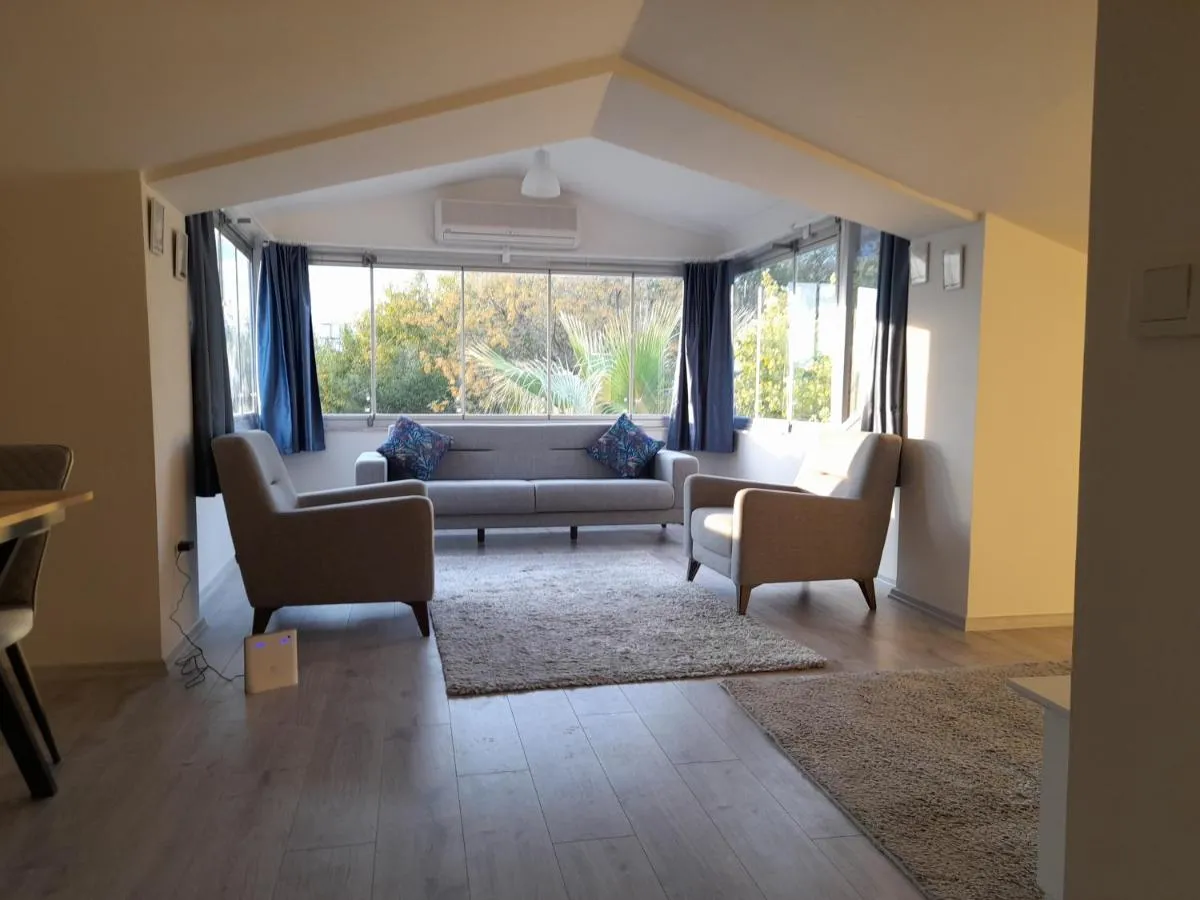 Image 3 of Apartment close to the sea in the most central of city