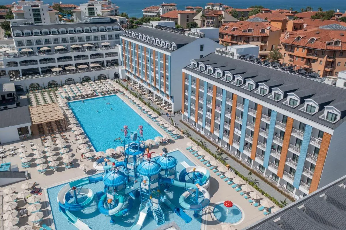 Image 3 of Arcanus Hotels Trendline Side