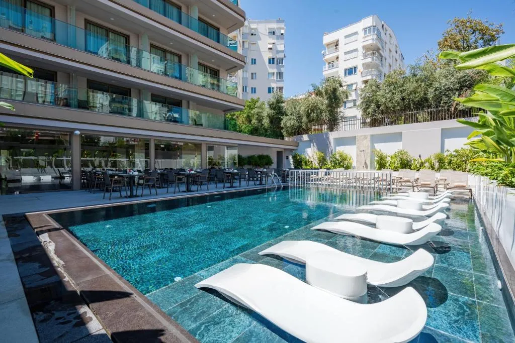 Image of Awen Lara Hotel