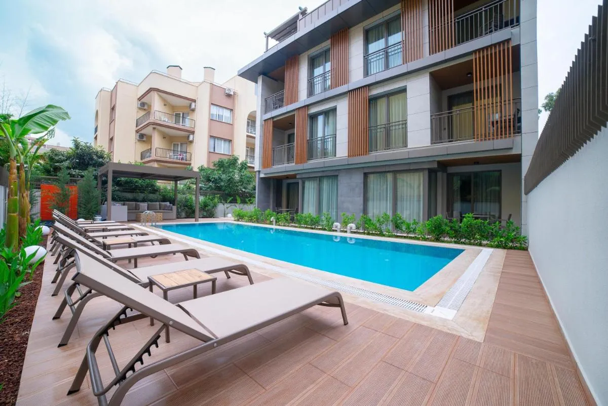 Image 3 of Bomo Suites
