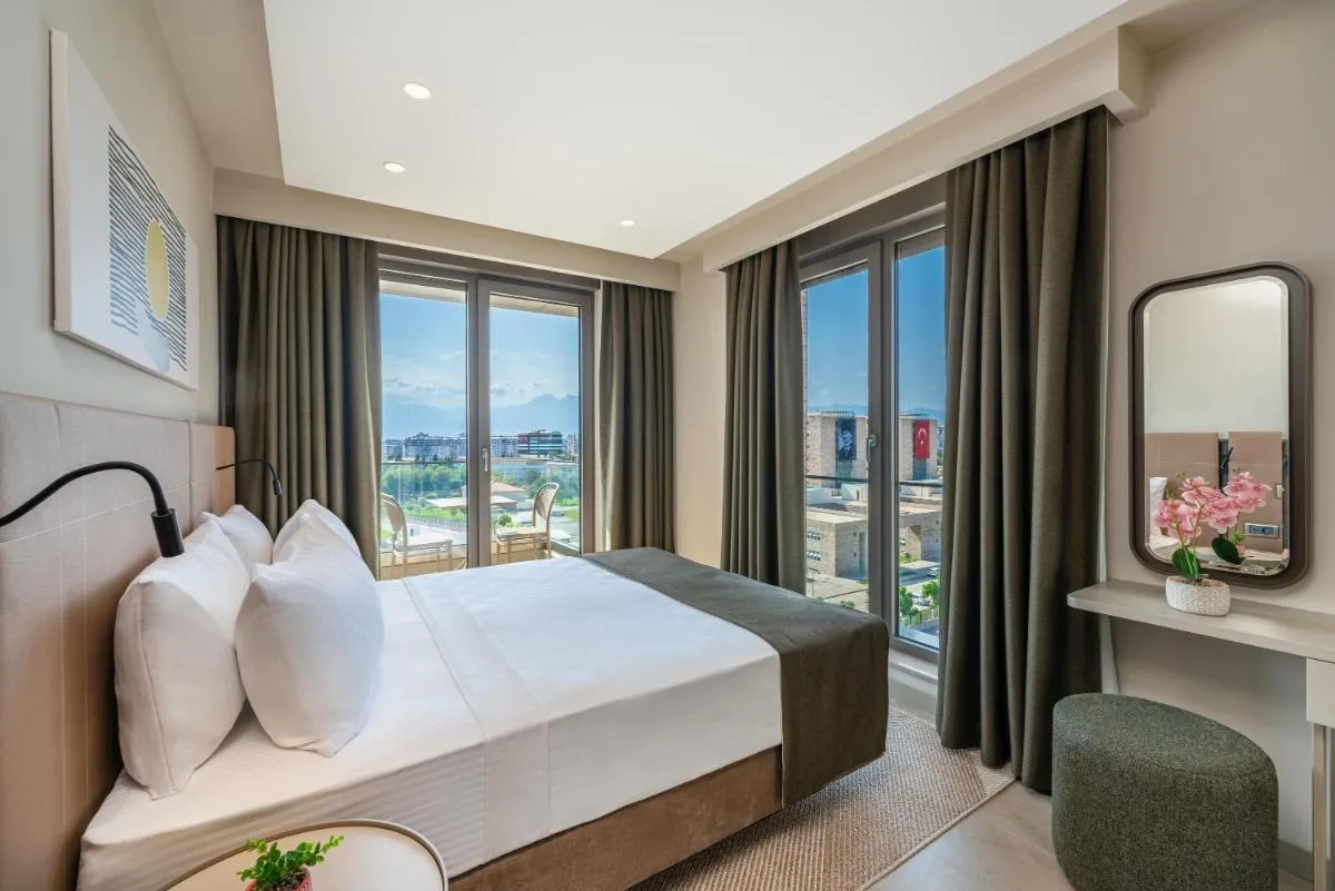 Image 1 of Casamax Suites