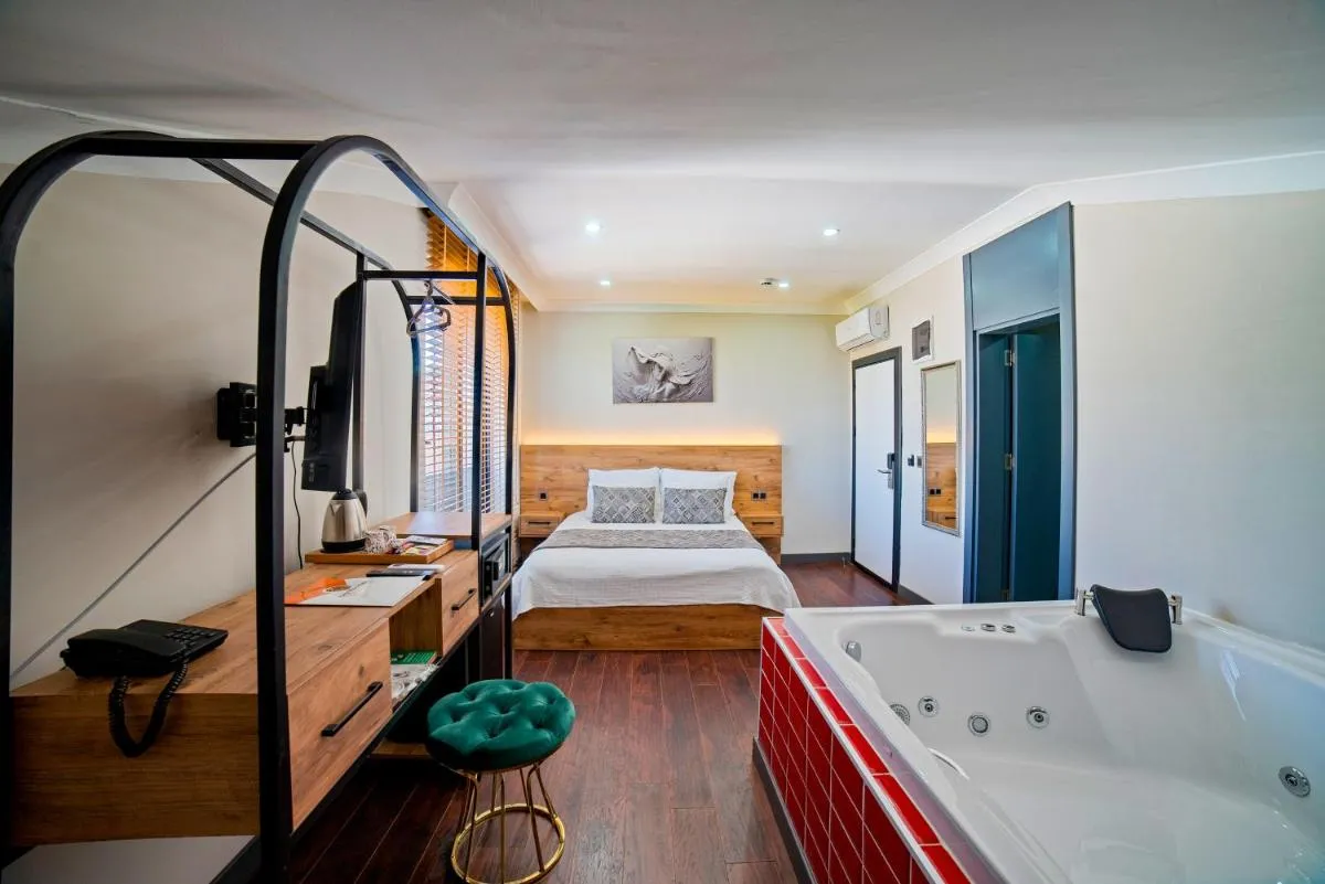 Image 1 of City Moonlight Apart Hotel