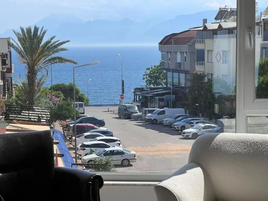 Image of Cozy Flat with Seaview and Beach