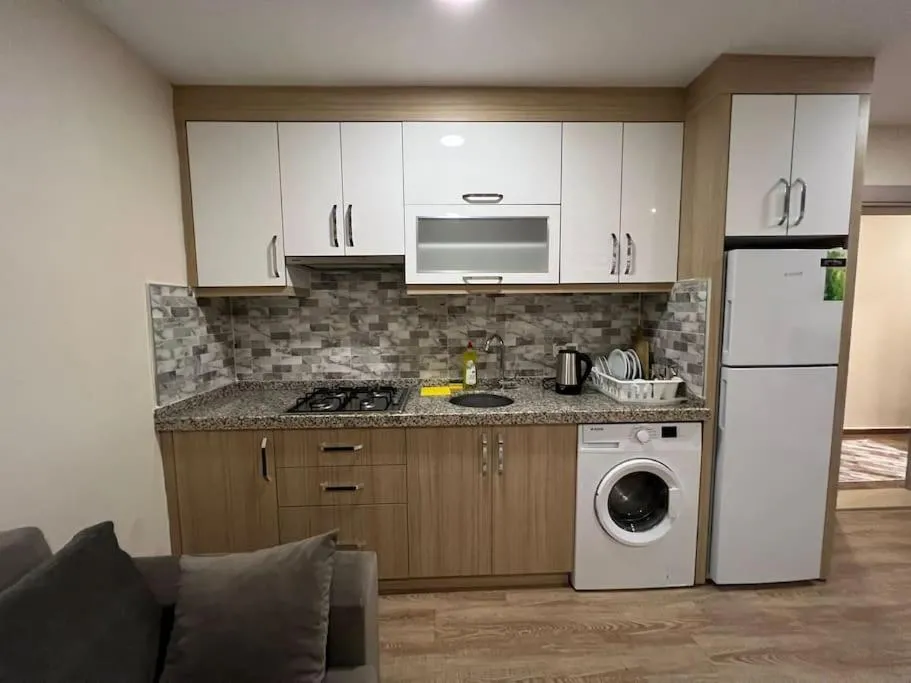 Image 3 of Erasta avm 2dk Konyaaltı plajı 3km geniş daire’16’