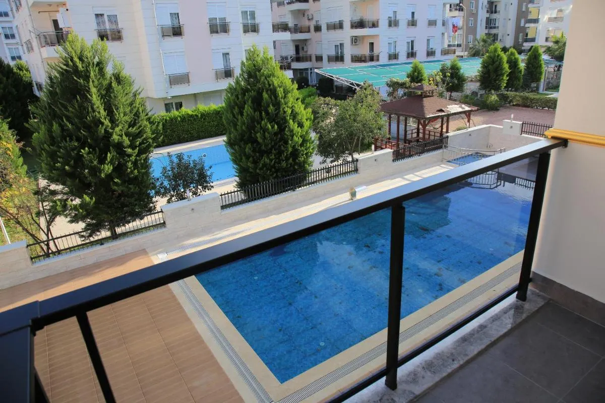 Image 1 of Golden World Suite Hotel