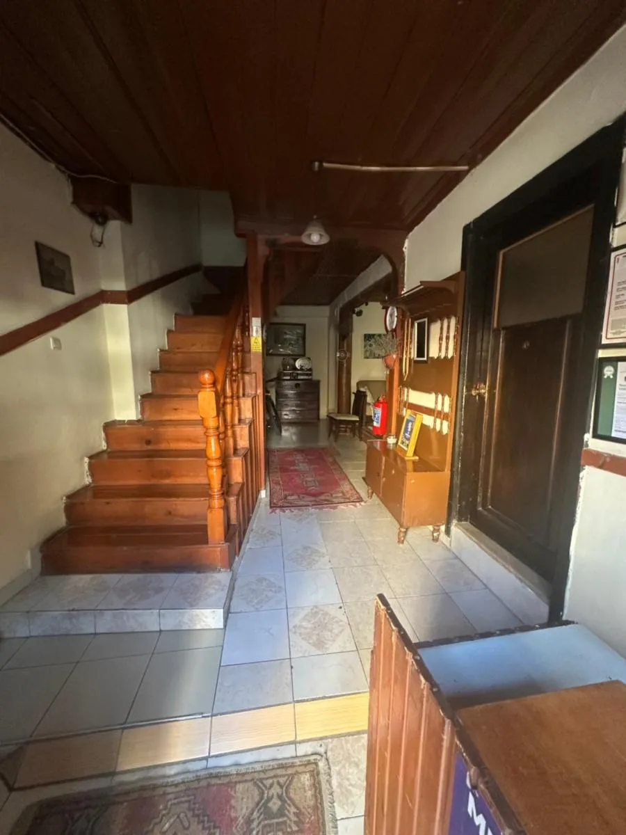 Image 2 of Kont Pension
