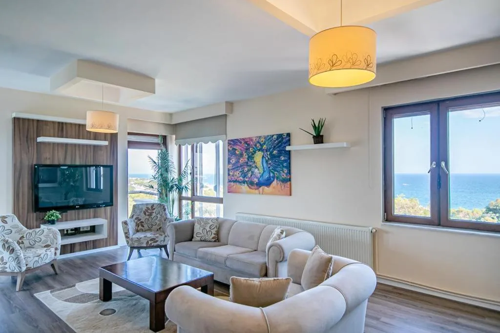 Image 4 of Lara Park Suites