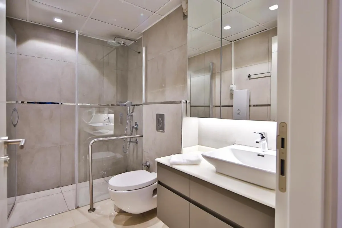 Image 2 of MENE SUITES