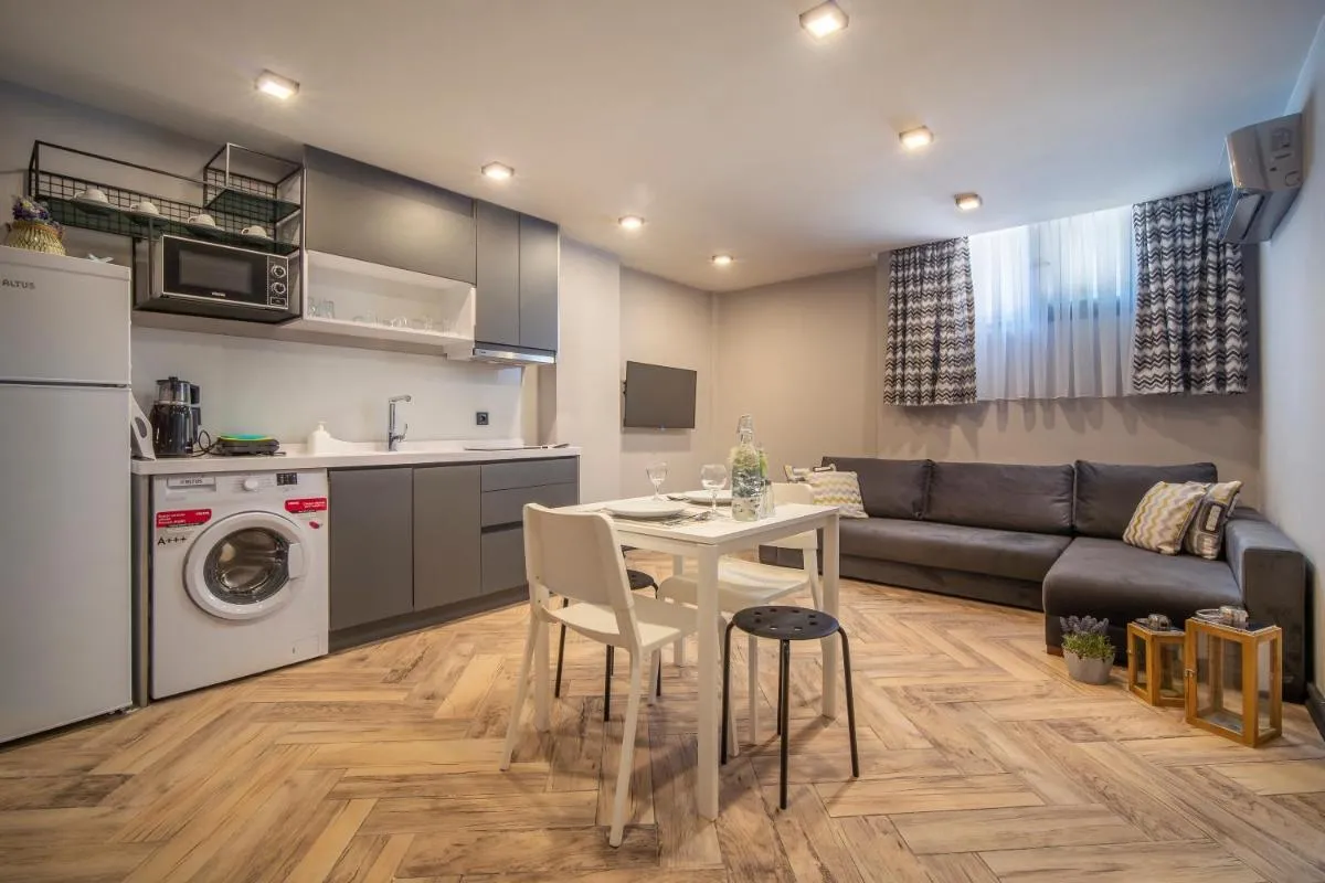 Image 4 of Meyde Boutique Suites