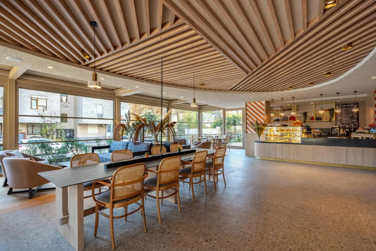 Image 2 of Oli Hotel and Suites