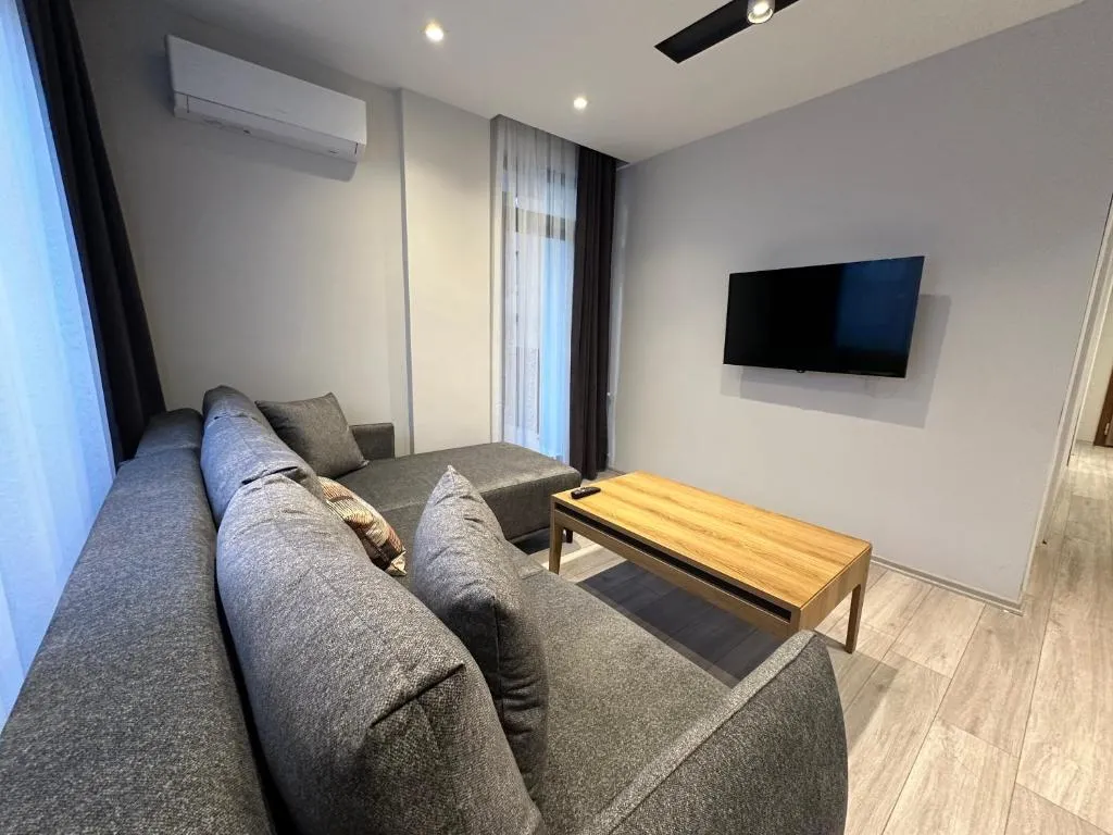 Image of Real Homes Lara