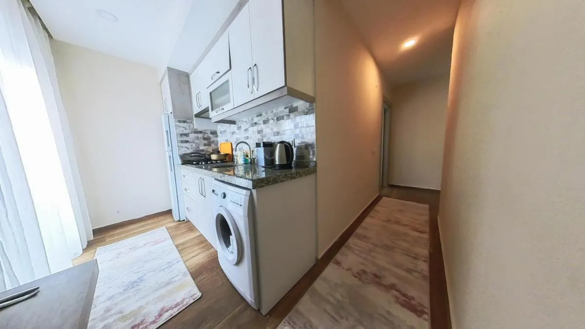 Image 3 of Spacious Flat Close To Sea’4′