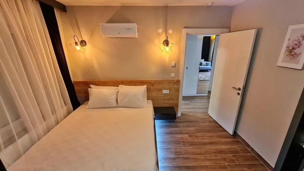 Image 1 of Sun Suites