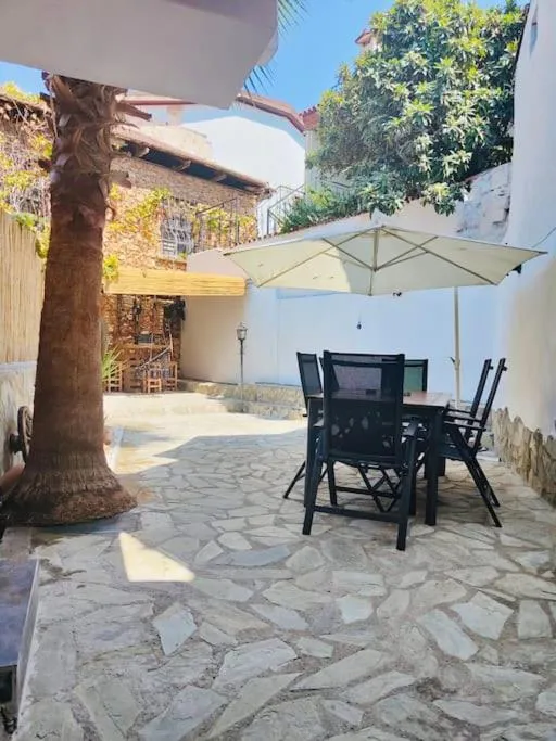 Image 6 of Sunny Antalya VILLA in kale içi Antalya 7 persoons