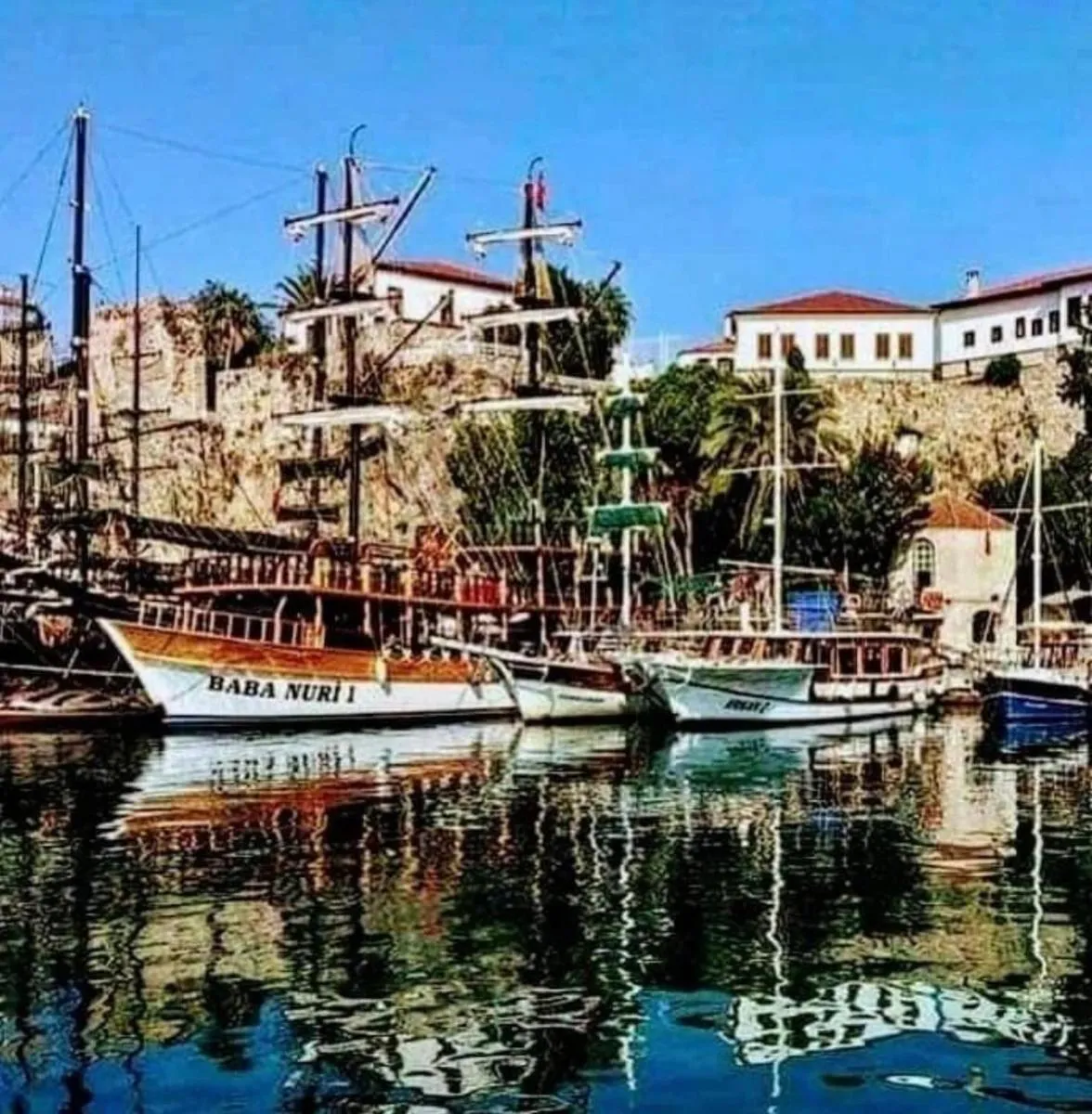 Image 5 of TARİHİ KALEİÇİ DENİZE YAKIN SİZE ÖZEL MUHTEŞEM KONUM UYGUN FİYAT ev