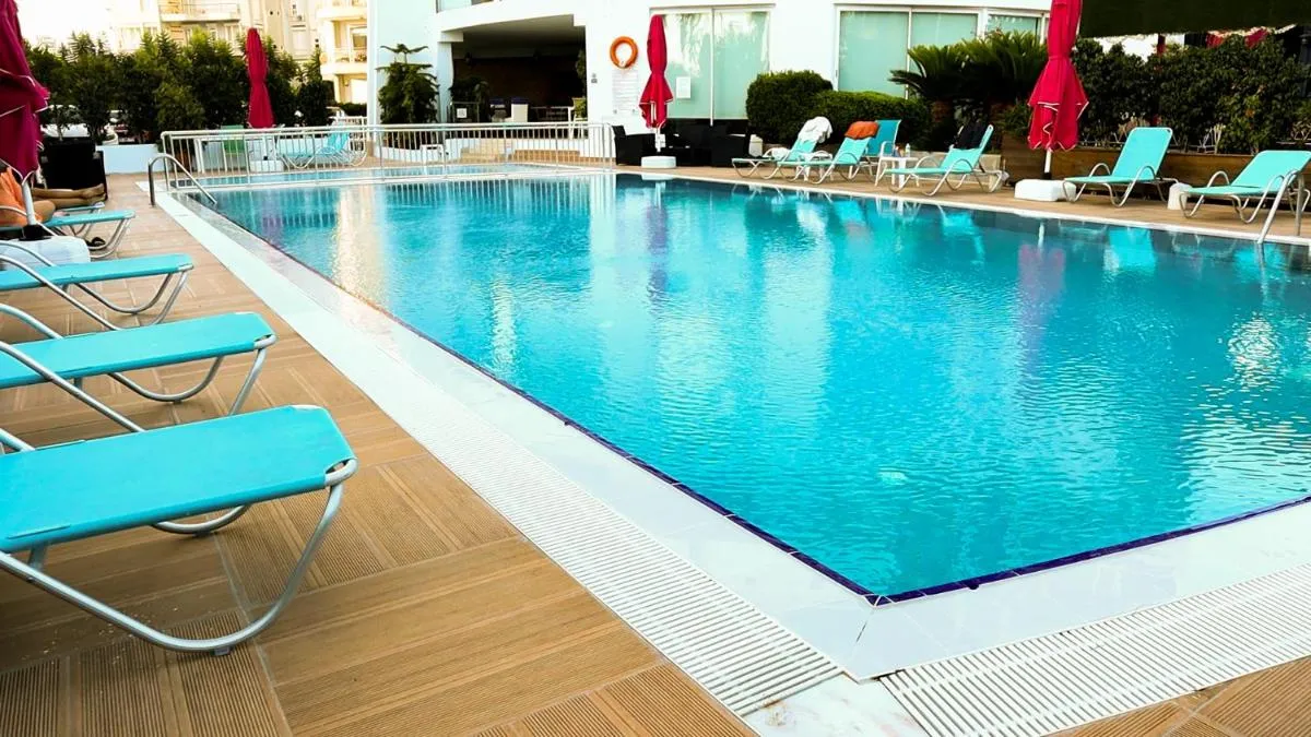 Image 3 of The Corner Park Hotel