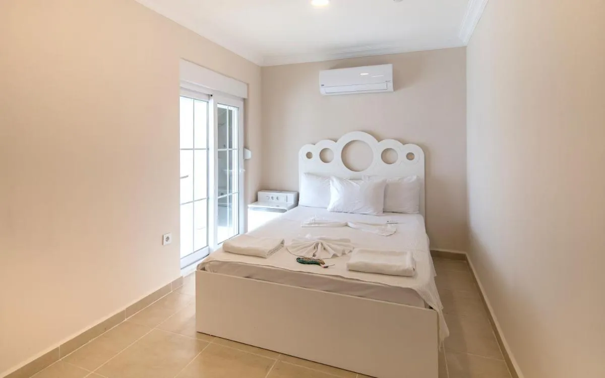 Image 1 of White Star Antalya