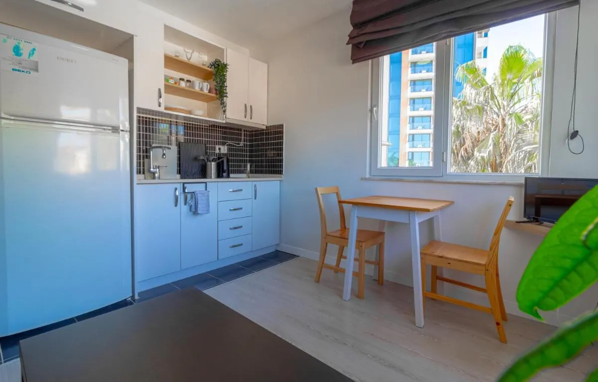Image 3 of Alex Suites Lara