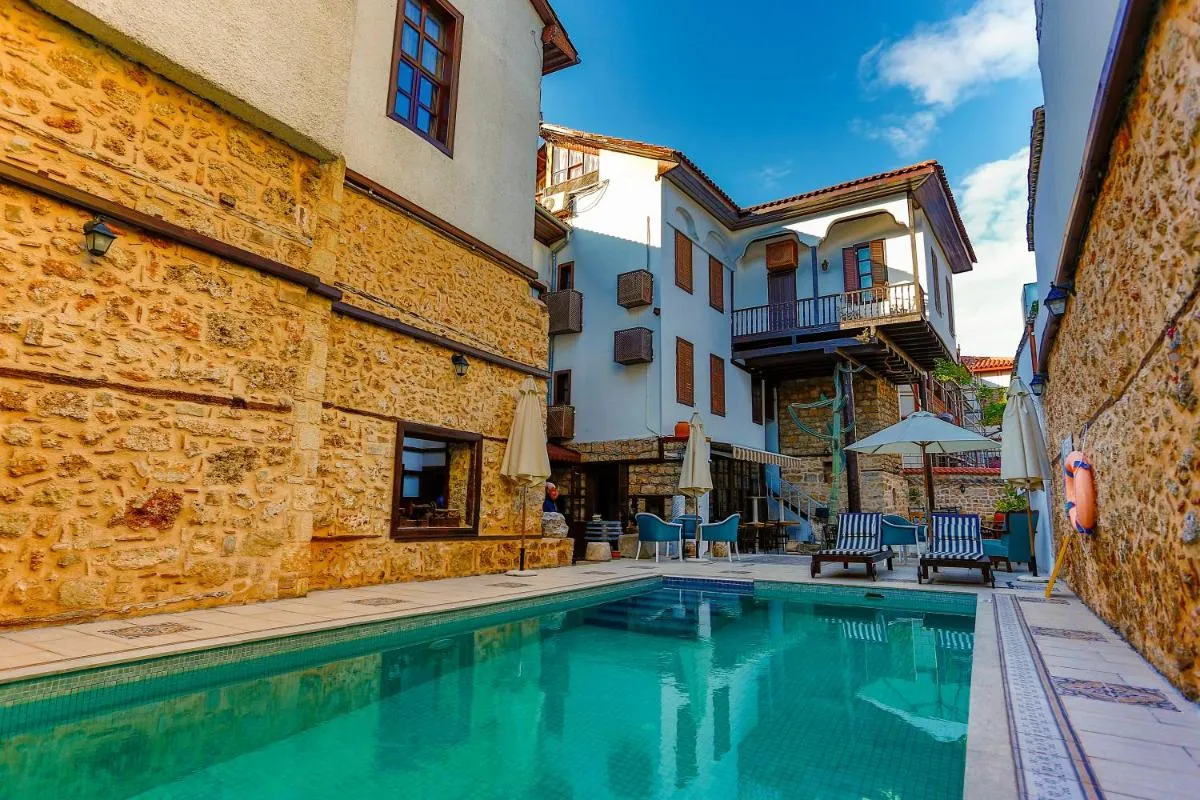 Image 3 of Atelya Art Hotel