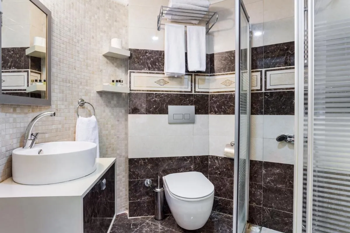 Image 2 of Ayhan Hotel
