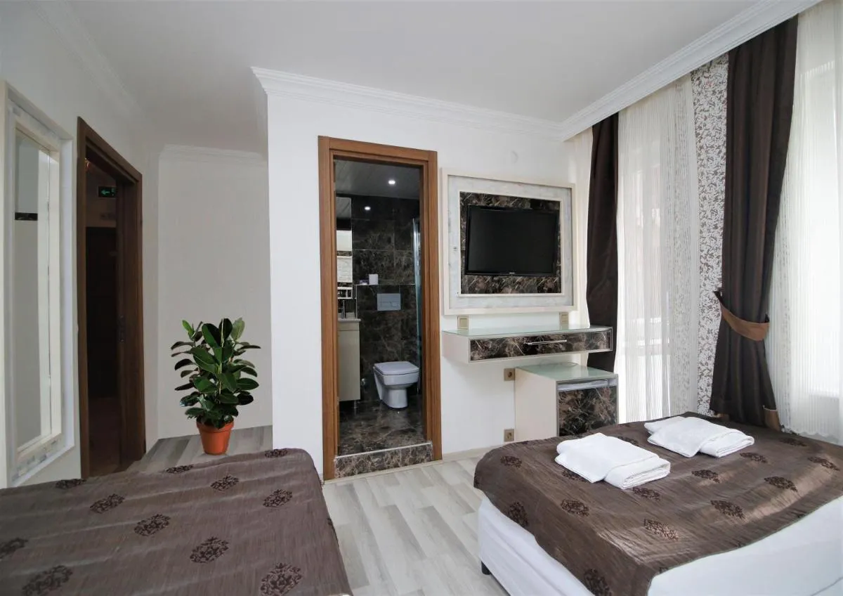 Image 2 of Behram Hotel