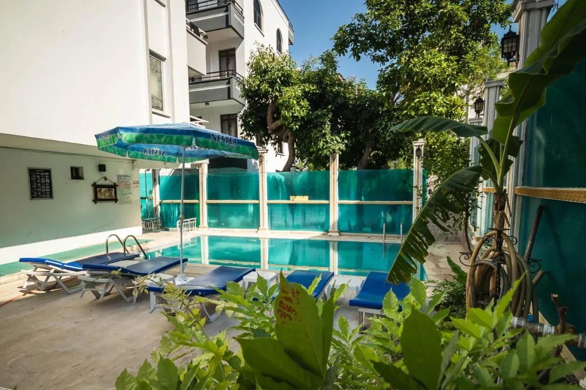 Image 3 of Behram Hotel