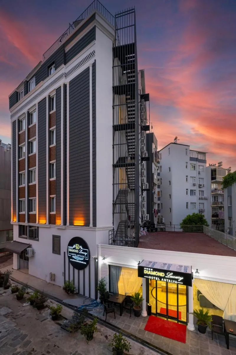 Image 3 of DIAMOND luxury Hotel