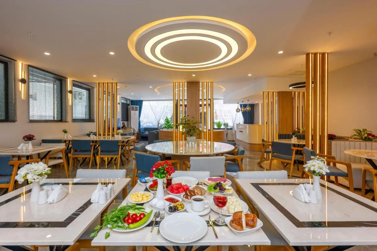 Image 2 of DIAMOND luxury Hotel