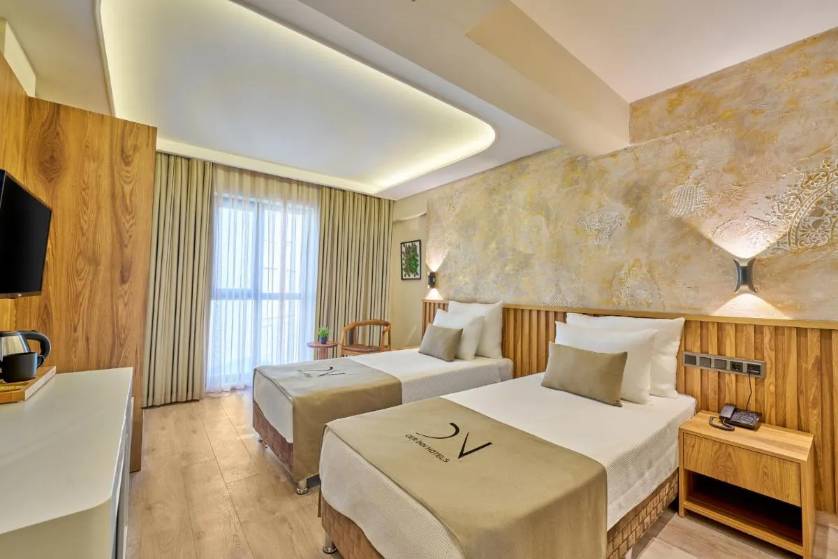 Image 1 of Der Inn Lara