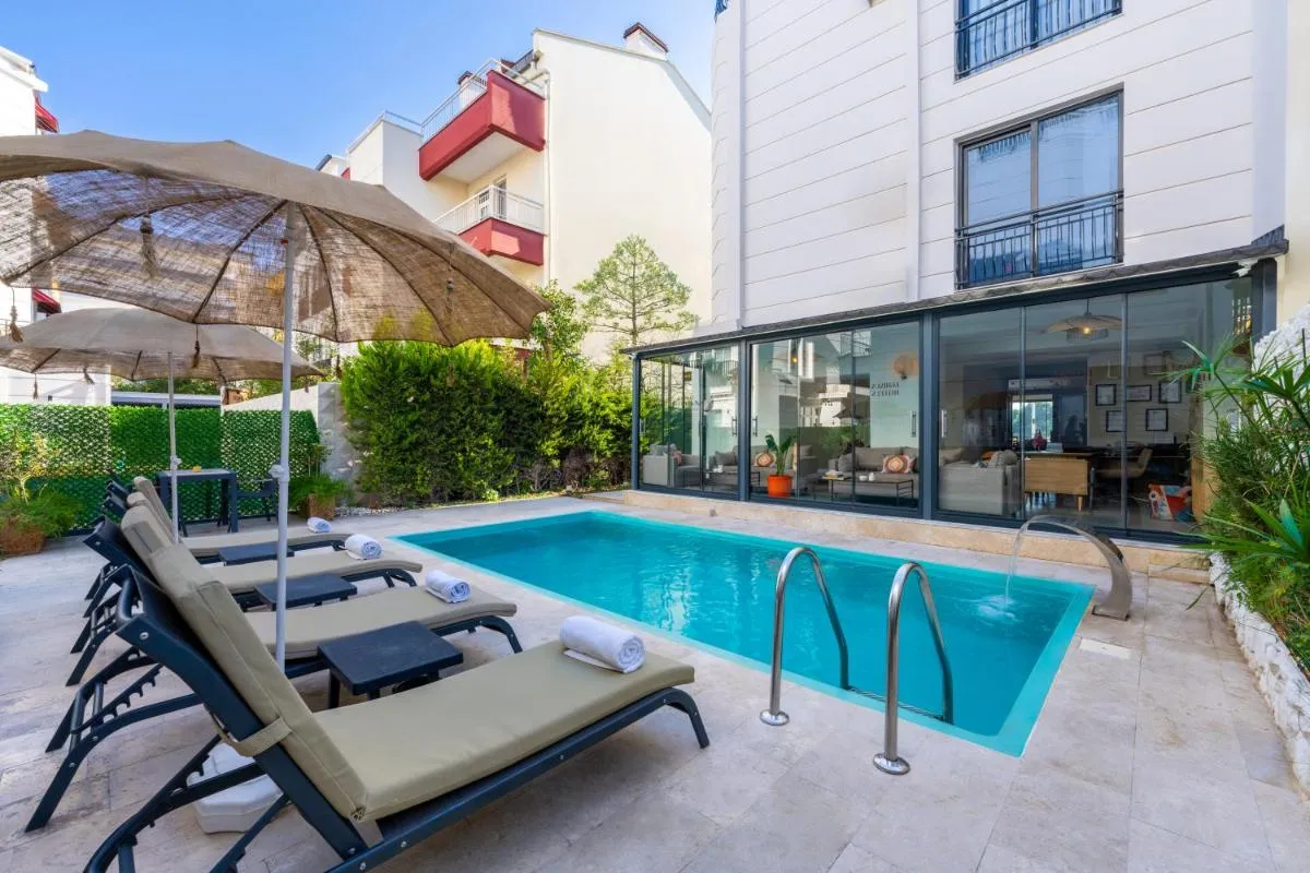 Image 1 of Echinus Lara Hotel