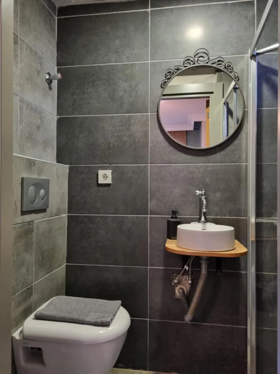 Image 1 of El Mundo Suites