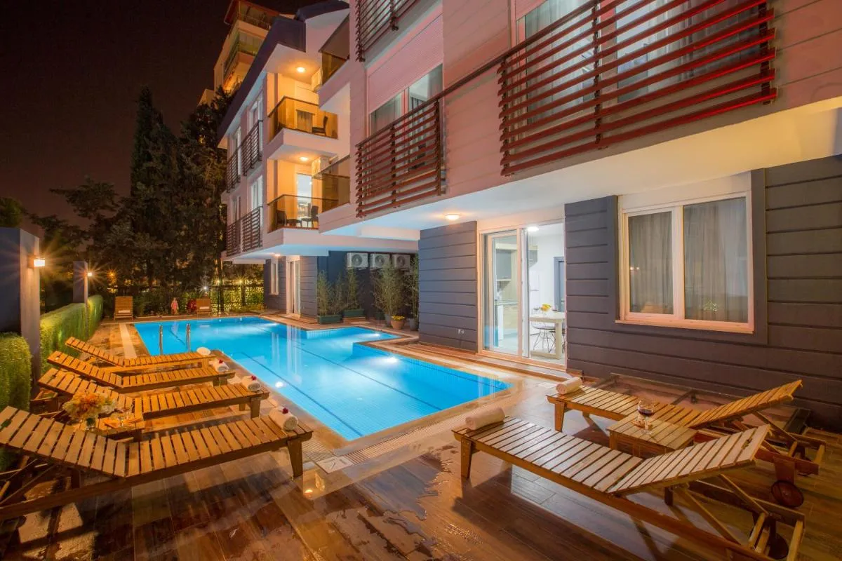Image 3 of Elanis Suites