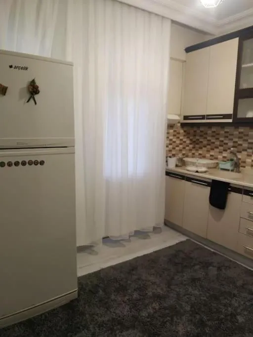 Image 5 of Engin home