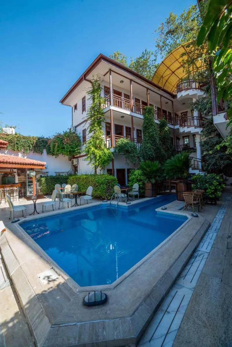 Image 3 of Hotel Karyatit Kaleici