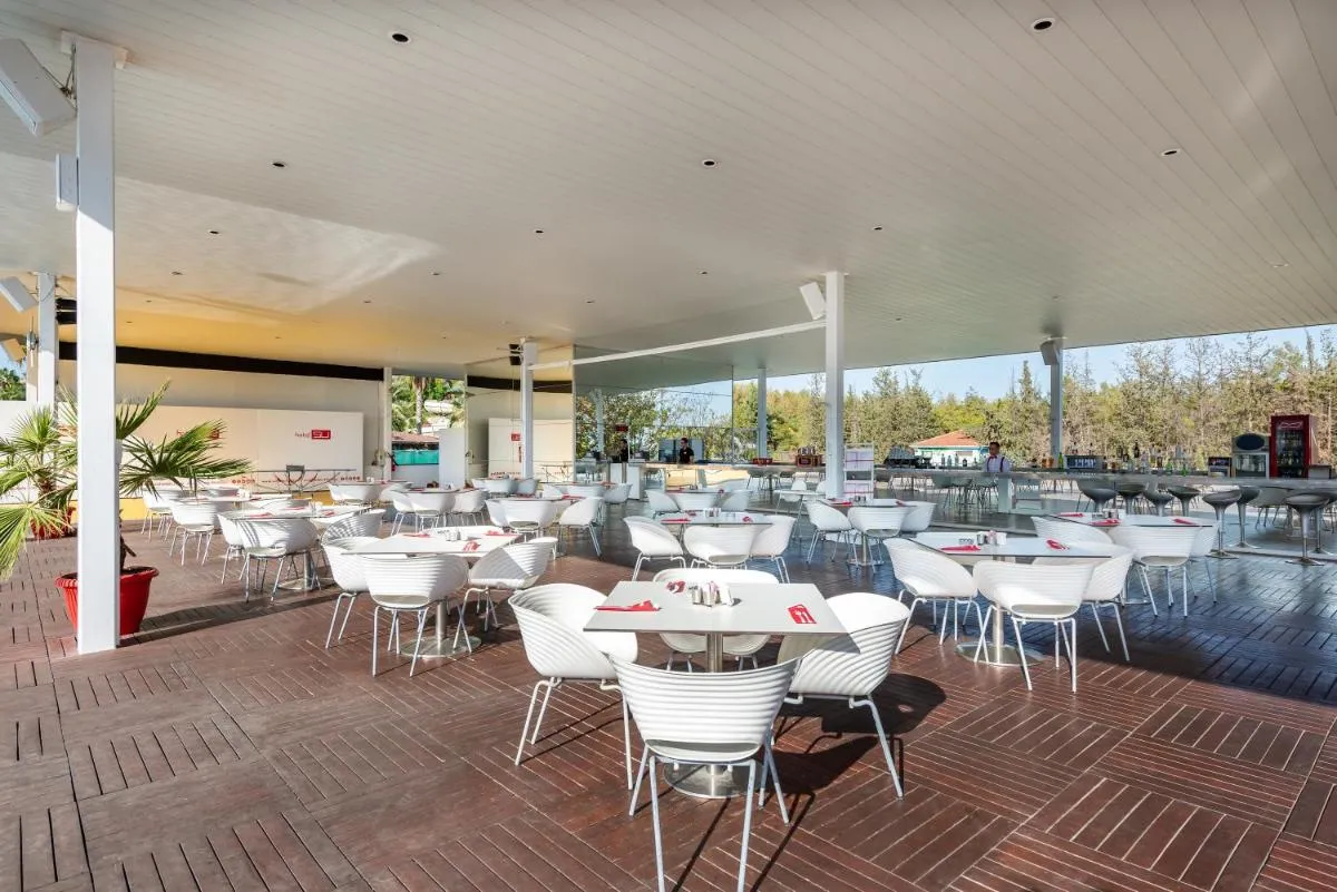 Image 4 of Hotel SU & Aqualand