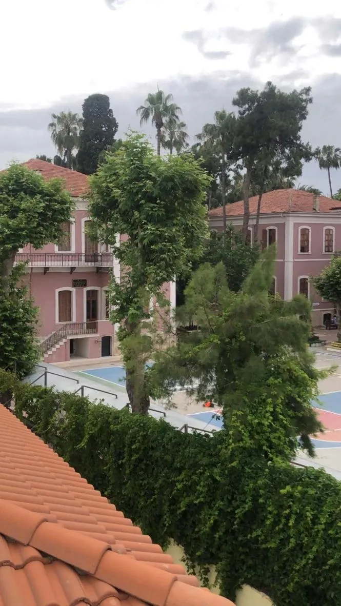 Image 5 of Kaleiçi benzersiz donanımlı müthiş teras keyfi uygun fiyat EV