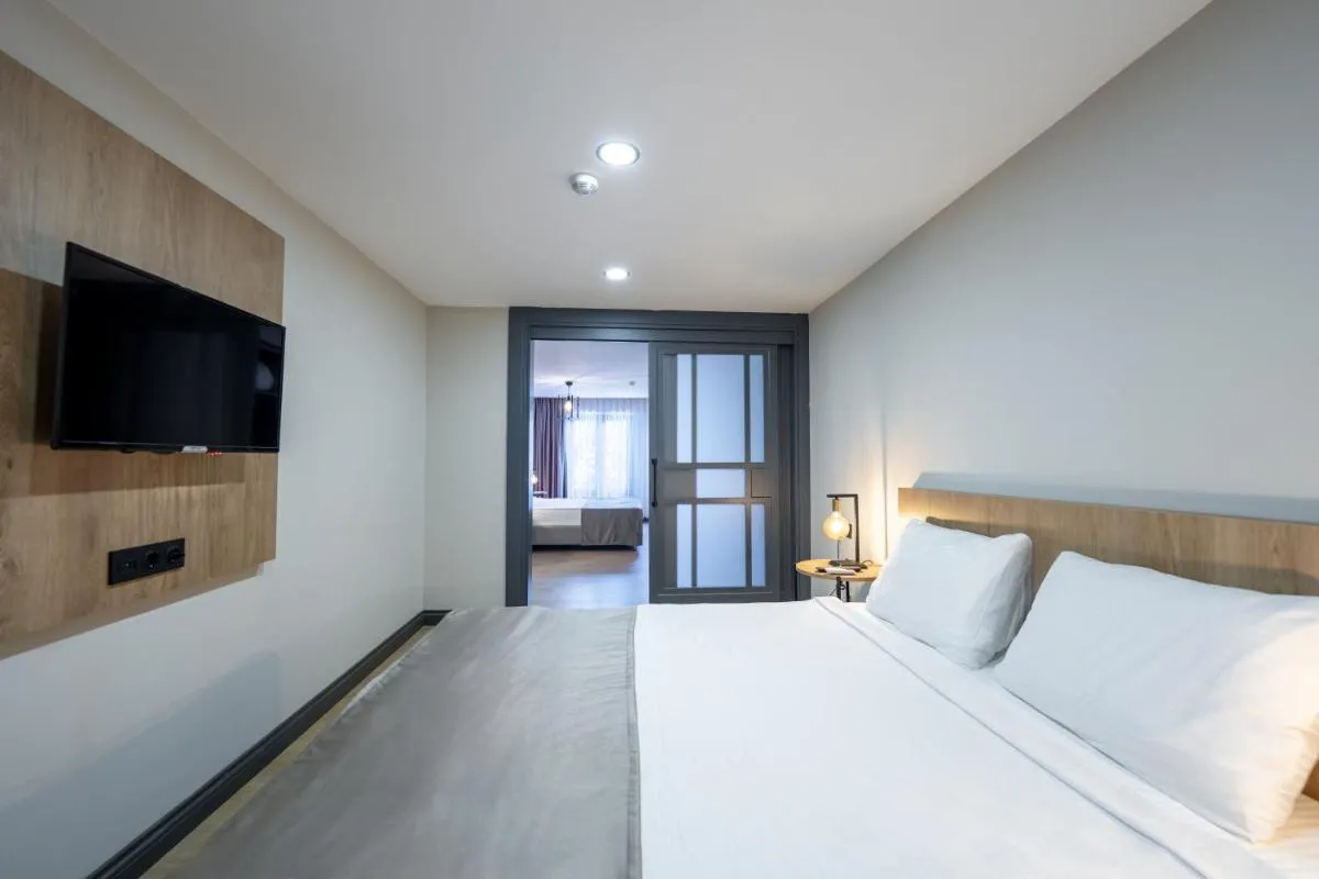 Image 4 of LELİKO SUITES