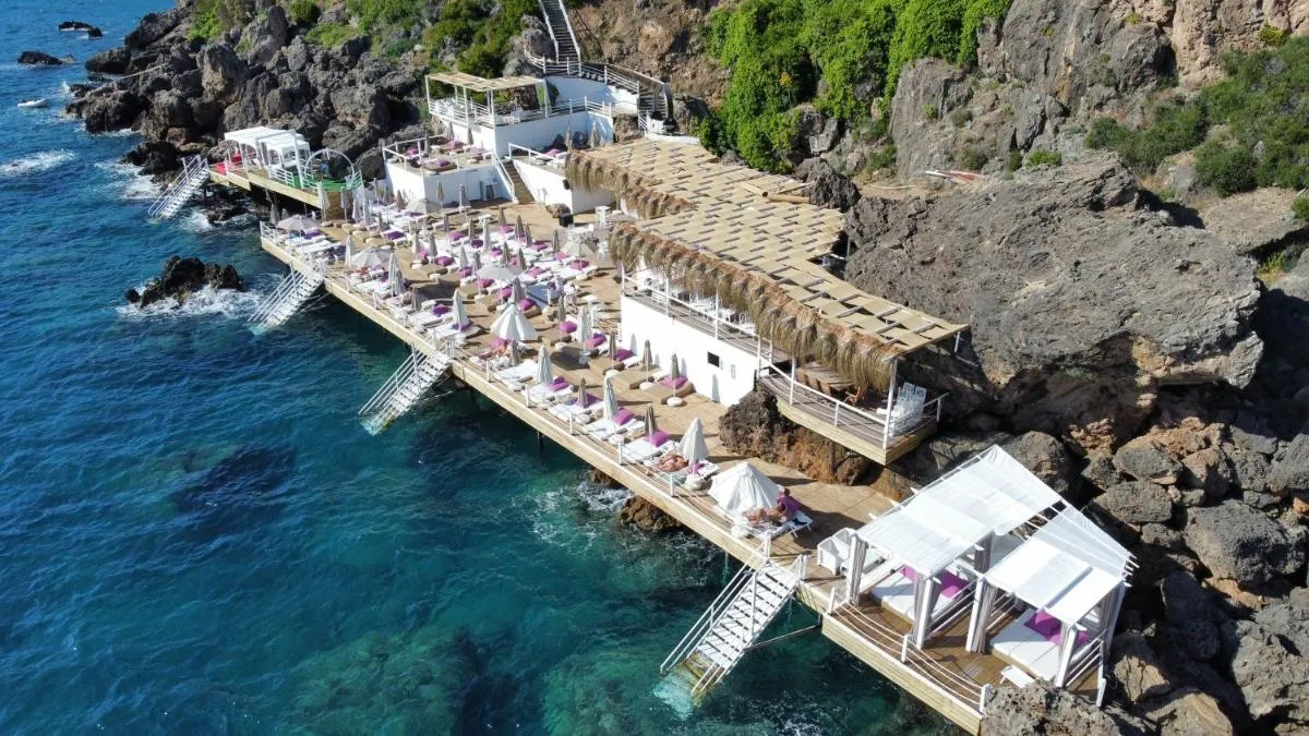 Image 2 of La Boutique Hotel & Suites