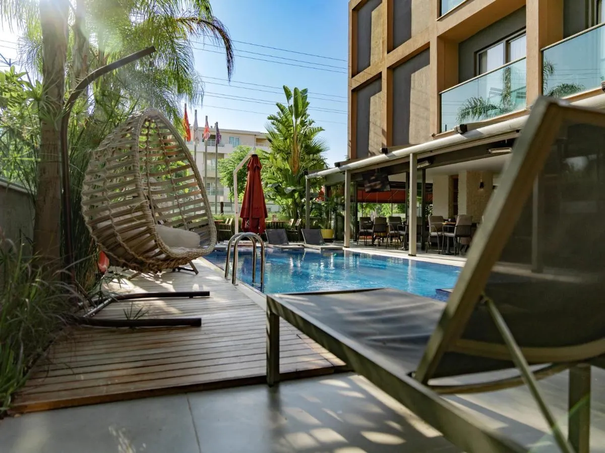 Image 3 of Laren Sea Side Hotel Spa