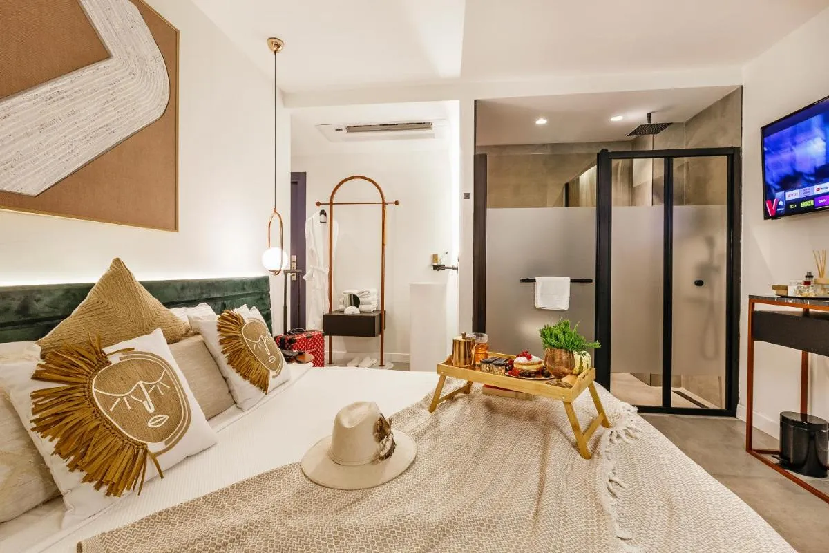 Image 4 of Luff Living – Adult Only