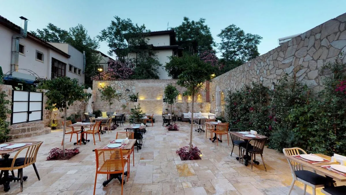 Image 4 of Patron Hotel