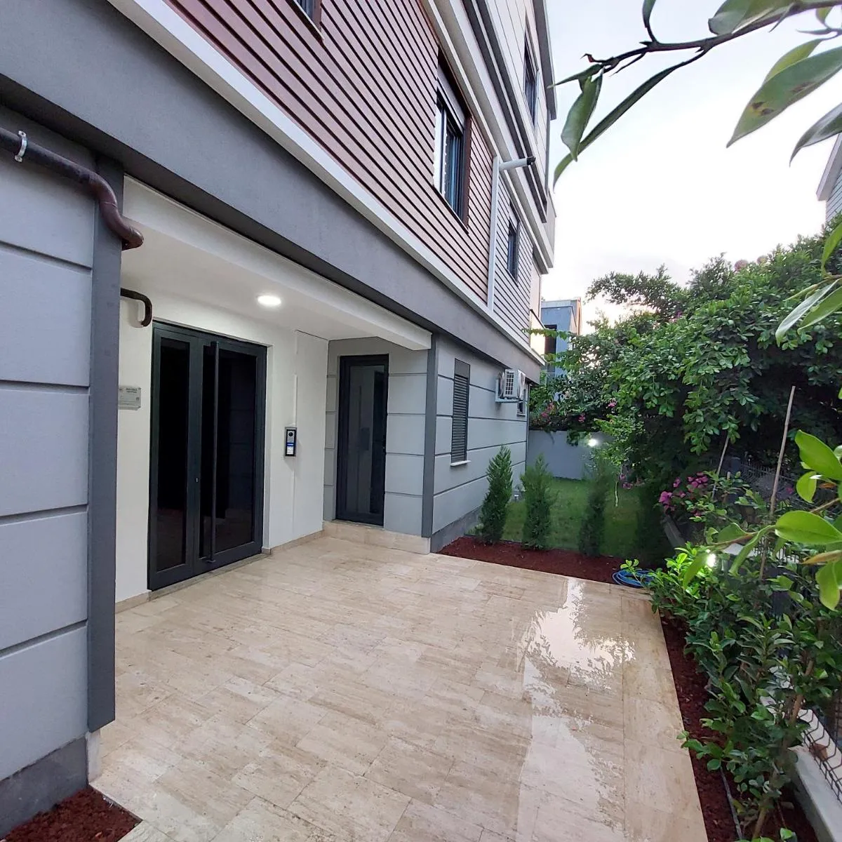 Image 3 of Professional Maintained New Spacious Flats Just Minutes from Lara Beach & Kundu Entertainment Zone