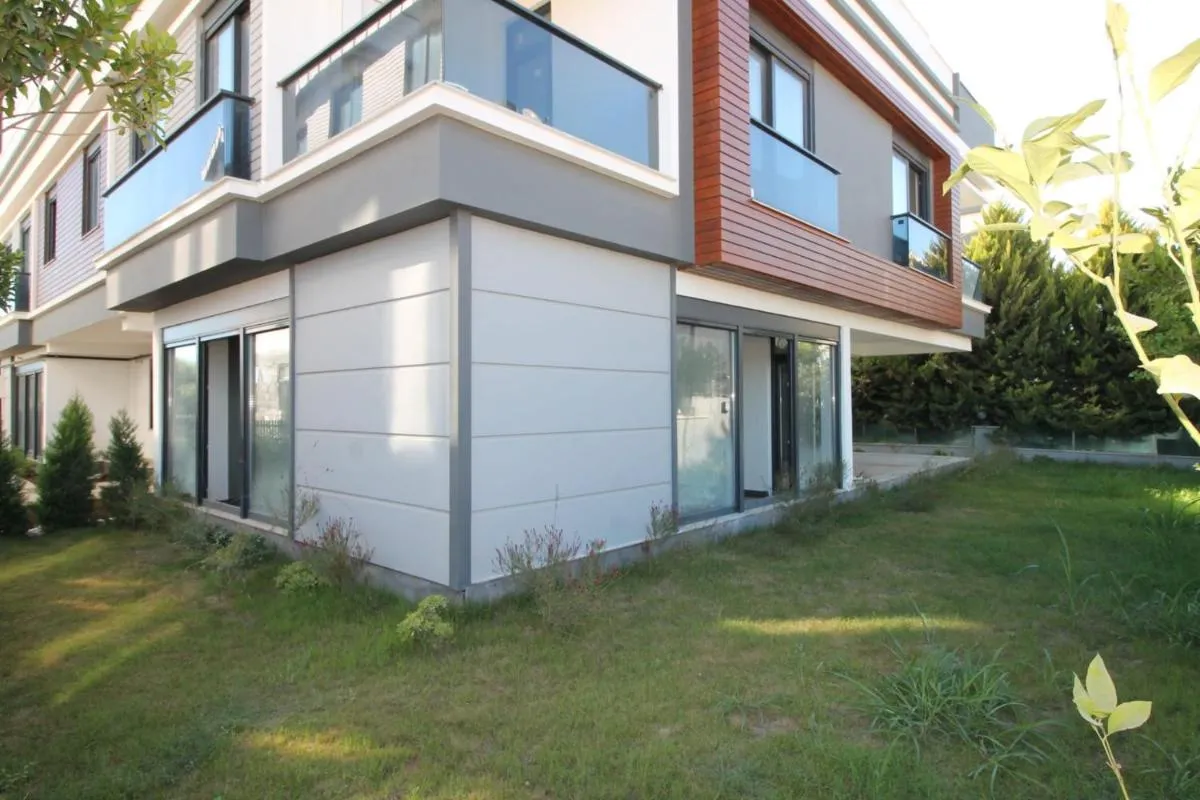 Image 4 of Professionally Maintained Spacious New Flats Near Lara Beach & Kundu