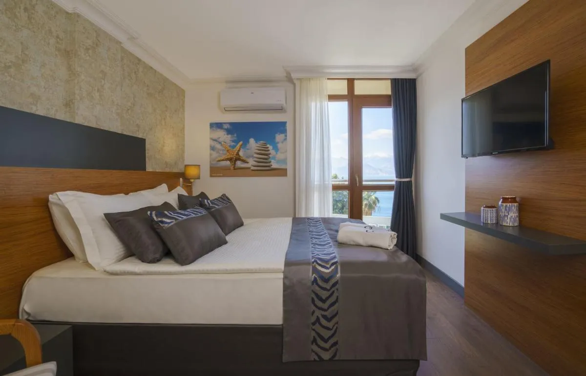 Image 5 of Qinn Hotel