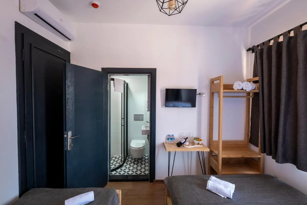 Image 2 of Solo Boutique Hotel