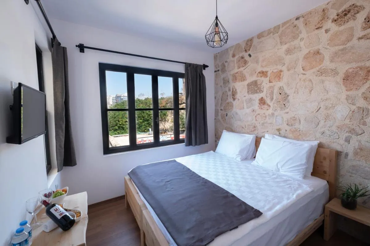 Image 1 of Solo Boutique Hotel